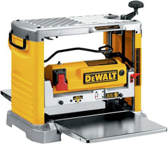 DEWALT Benchtop Planer, 15-Amp, 12-1/2-Inch, 3-Knife Cutter, 20,000 RPM, Corded (DW734)